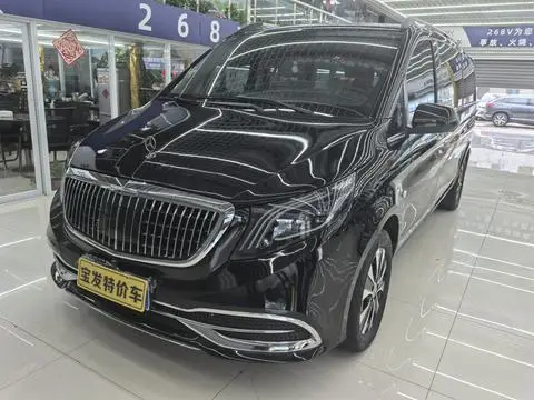 Mercedes-Benz V-Class 2022 — фото 1