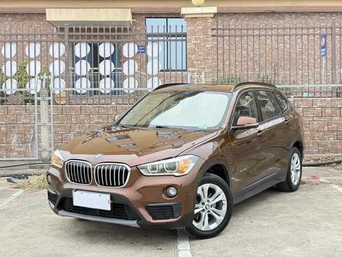 BMW X1 2016 — фото 1