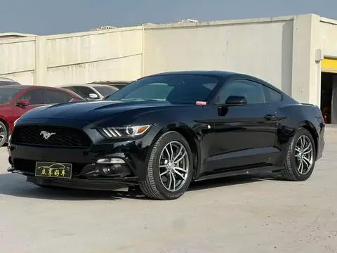 Ford Mustang 2017 — фото 1