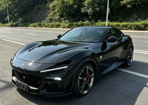 Ferrari Purosangue 2023