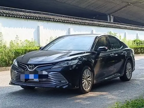 Toyota Camry 2019
