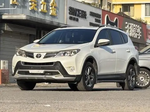 Toyota RAV4 2015