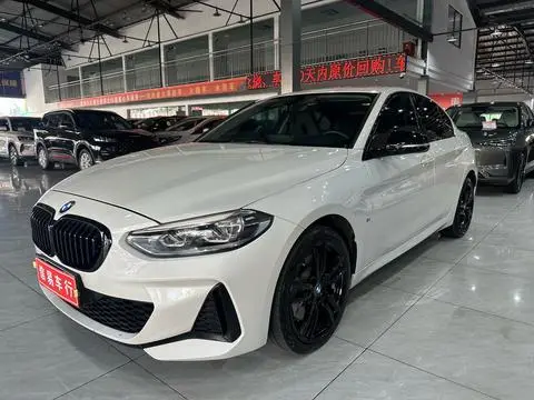 BMW 1 Series 2021