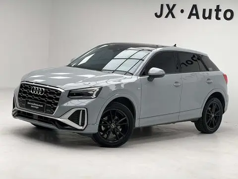 Audi Q2L 2022