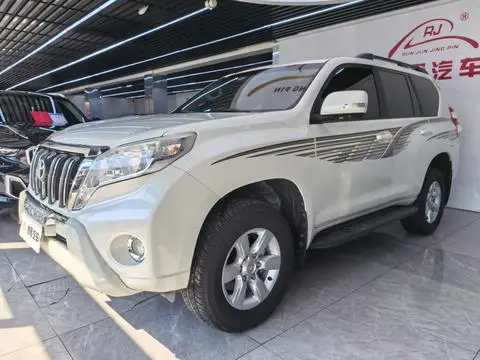 Toyota Prado 2016