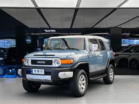 Toyota FJ 酷路泽 2019
