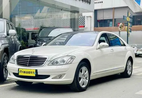 Mercedes-Benz S-Class 2008