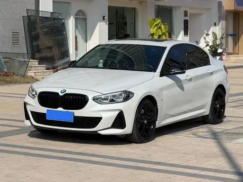 BMW 1 Series 2023