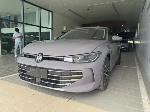 Volkswagen Passat 2025