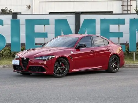 Alfa Romeo Giulia朱丽叶 2024