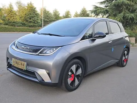 BYD Dolphin 2023