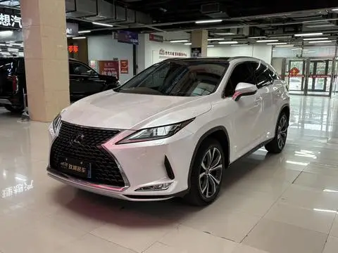 Lexus RX 2020