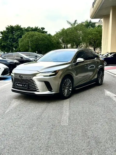 Lexus RX PHEV 2023