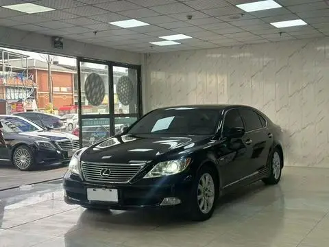 Lexus LS 2006