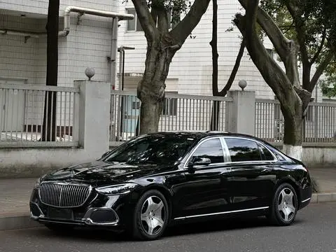 Mercedes-Benz 迈巴赫S-Class 2022