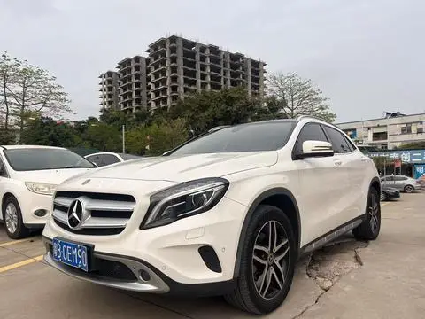 Mercedes-Benz GLA 2016