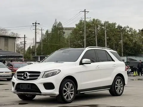 Mercedes-Benz GLE 2015