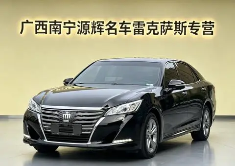 Toyota Crown 2018