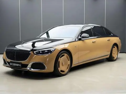 Mercedes-Benz 迈巴赫S-Class 2023