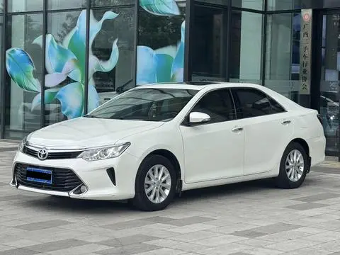 Toyota Camry 2016