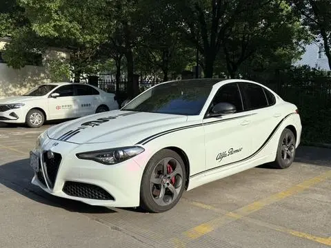 Alfa Romeo Giulia朱丽叶 2020
