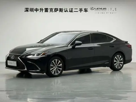 Lexus ES 2018