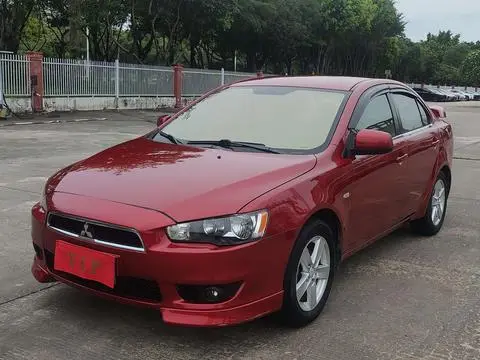 Mitsubishi 翼神 2011