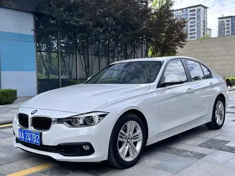 BMW 3 Series 2016 — фото 1