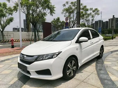 Honda 锋范 2015 — фото 1