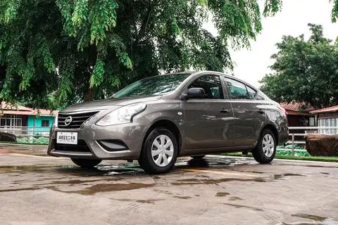Nissan 阳光 2015