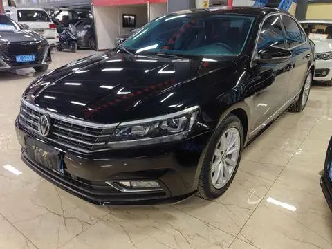 Volkswagen Passat 2017 — фото 1