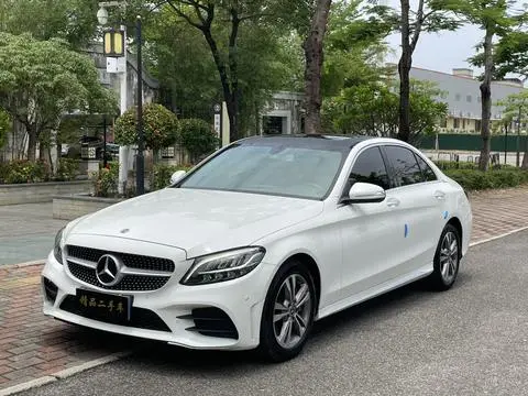Mercedes-Benz C-Class 2020