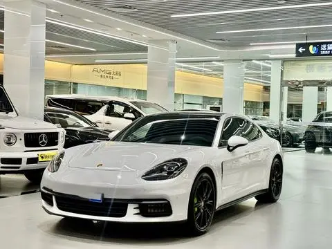 Porsche Panamera 2019