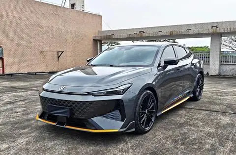 Changan UNI-V 2024