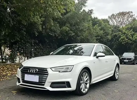 Audi A4L 2018