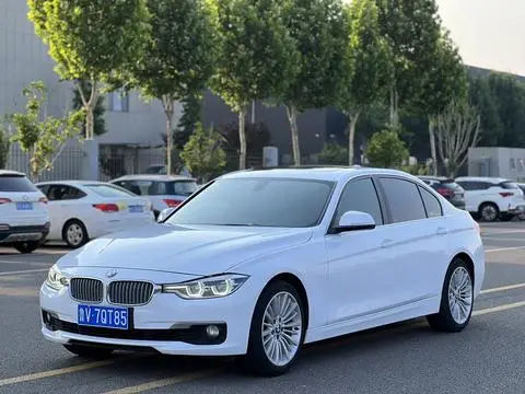 BMW 3 Series 2018 — фото 1