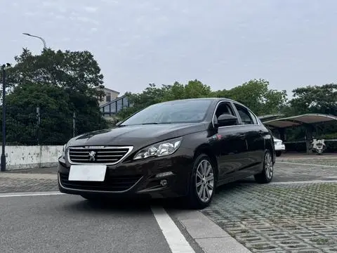 Peugeot 408 2016