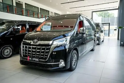 Toyota Hiace 2023