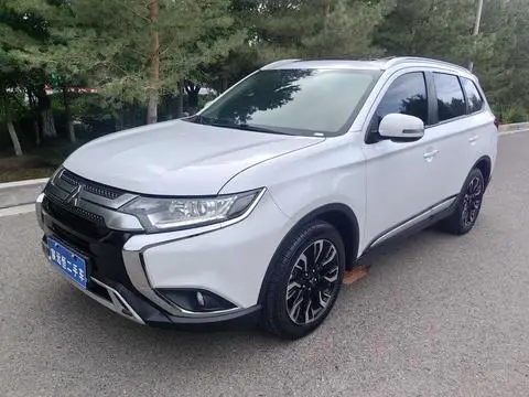 Mitsubishi 欧蓝德 2020