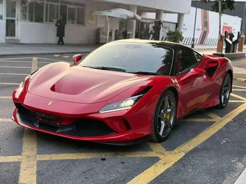 Ferrari F8 2019