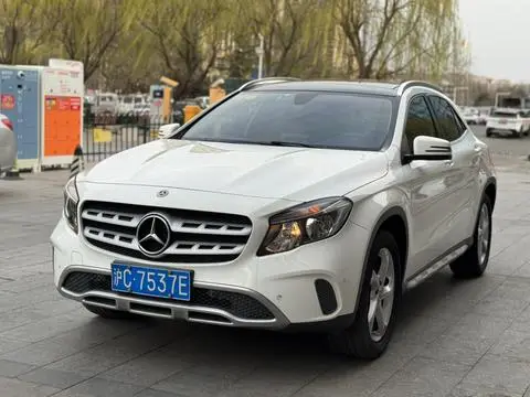 Mercedes-Benz GLA 2017
