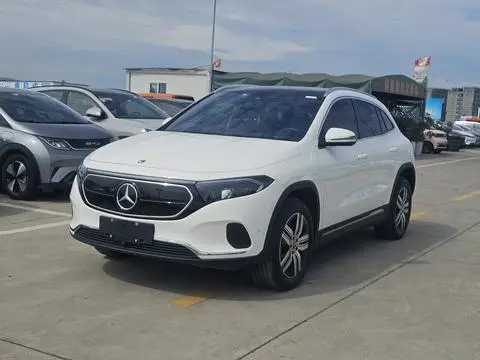 Mercedes-Benz EQA 2022