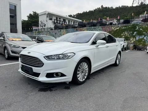 Ford 蒙迪欧 2013