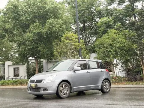 Suzuki 雨燕 2011