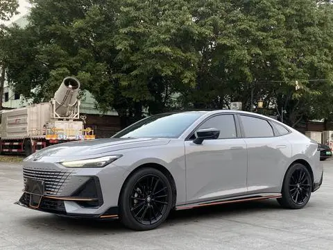 Changan UNI-V 2022