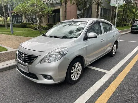 Nissan 阳光 2011
