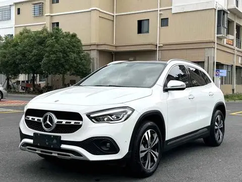 Mercedes-Benz GLA 2020