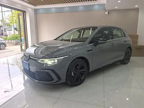 Volkswagen Golf 2023