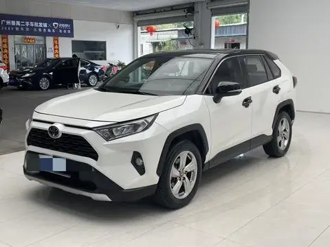 Toyota RAV4 2021