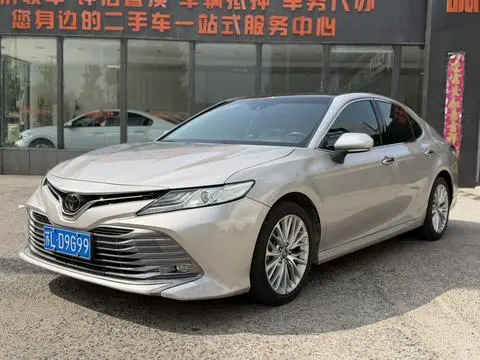 Toyota Camry 2018